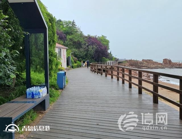 青島沿海出現(xiàn)“無(wú)人售水點(diǎn)” 檢驗(yàn)了誠(chéng)信但是不合法