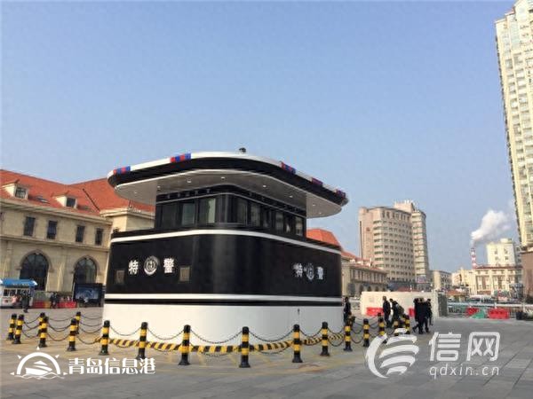 走進(jìn)青島站最亮風(fēng)景線 特警崗?fù)けＰl(wèi)旅客出行安全