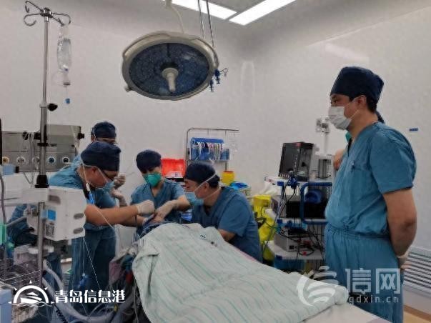 女孩咳嗽3天一直不好 原來是瓜子碎塊進了支氣管