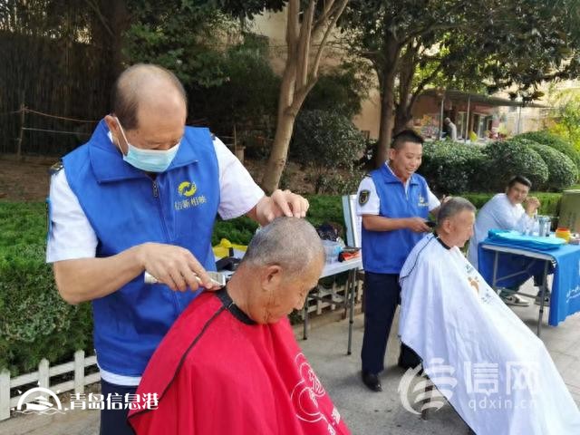 信新相映走進少山路社區(qū) 家電維修“專業(yè)戶”讓居民幸福感滿滿