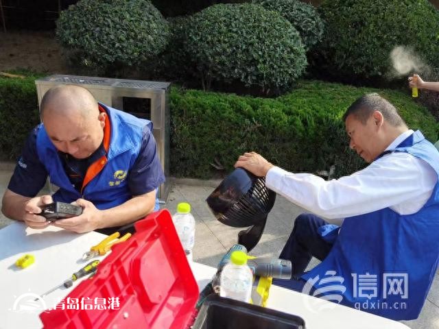 信新相映走進少山路社區(qū) 家電維修“專業(yè)戶”讓居民幸福感滿滿