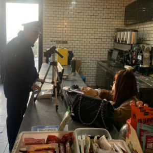 李園街道綜合行政執(zhí)法中隊：開展文旅市場規(guī)范經(jīng)營和安全生產(chǎn)專項執(zhí)法檢查 ... ...