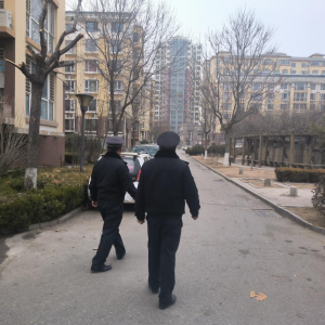 多舉措倡導(dǎo)“文明養(yǎng)犬” 抓住手中“文明繩”