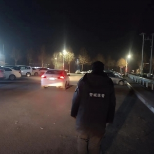 加大夜間巡查力度，維護(hù)良好鎮(zhèn)容秩序！