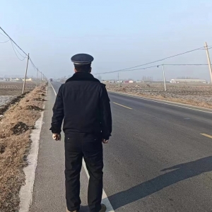 規(guī)范建筑渣土車(chē) 控制揚(yáng)塵污染
