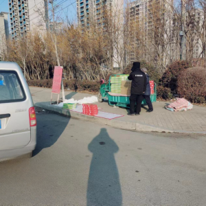 同和執(zhí)法中隊“信用+執(zhí)法”流動攤位執(zhí)法巡查工作