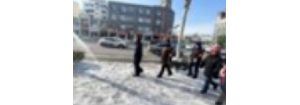 李園街道綜合行政執(zhí)法中隊：全力保障元宵節(jié)文藝匯演秩序