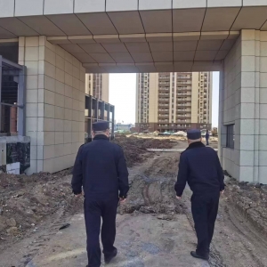 同和執(zhí)法中隊：“關(guān)注工地環(huán)保，建筑工地?fù)P塵治理”