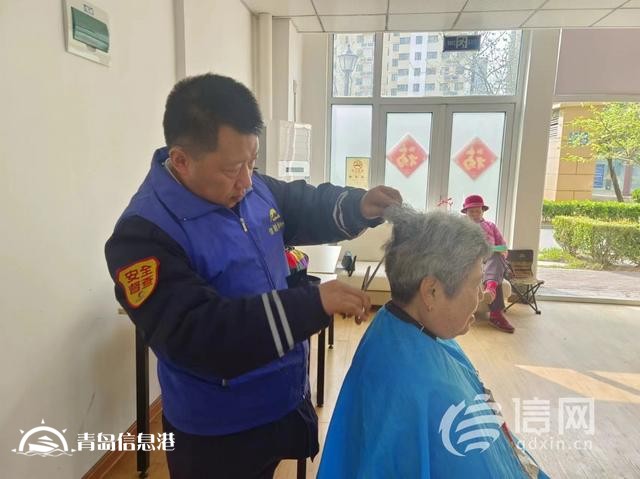 雙山街道開(kāi)展便民服務(wù)專(zhuān)場(chǎng) 不斷提升居民滿(mǎn)意度