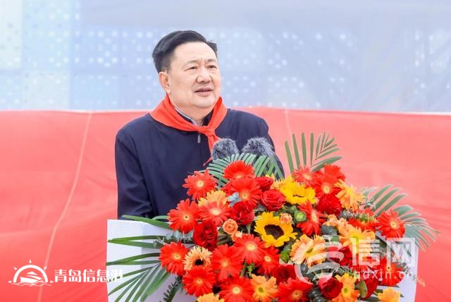 “大國重器”社會(huì)課堂 愛國主義教育航天展在青島金沙灘啤酒城開幕