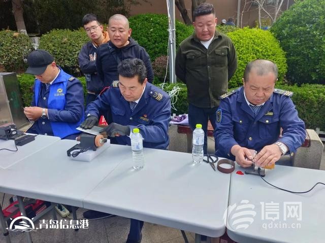 信新相映走進(jìn)少山路社區(qū) 資深成員手把手教授新人服務(wù)技能