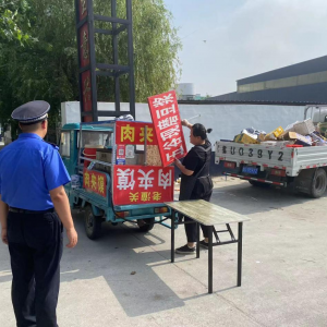 保持高壓態(tài)勢 持續(xù)開展流動攤販專項整治