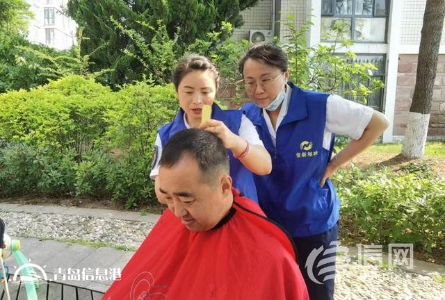 “金心金意”便民大集巧遇“六一” 居民在活動(dòng)中找尋童年回憶