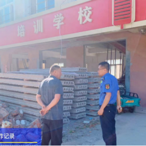 執(zhí)法巡查不松懈，嚴(yán)格管控建筑垃圾