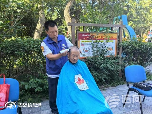信新相映走進(jìn)八大湖街道 家電維修服務(wù)供不應(yīng)求