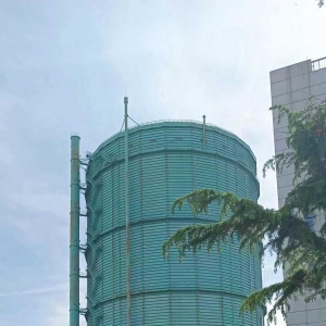 服務(wù)青島供氣20余年 銀川西路綠色“大罐子”啟動主體拆除工作