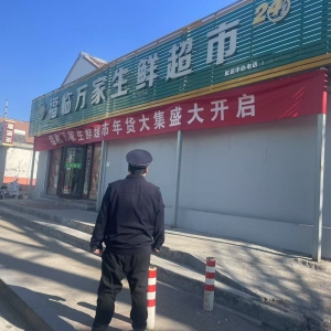 平度市東閣街道執(zhí)法中隊加強戶外廣告管理，提升城市顏值