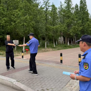 平度市東閣街道執(zhí)法中隊(duì)“信用+”整治不文明養(yǎng)犬，守護(hù)群眾出行安全 ...