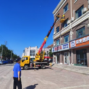 平度市東閣街道執(zhí)法中隊(duì)向擅自占用市政道路行為“亮劍”說“不” ...