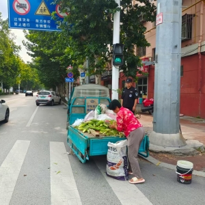 同和中隊(duì)：“信用+執(zhí)法”堅(jiān)守崗位護(hù)市容，執(zhí)法巡查顯擔(dān)當(dāng)